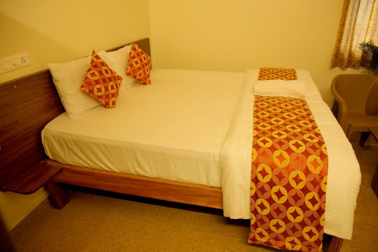 Bhavana Homestay Tirupati Luaran gambar