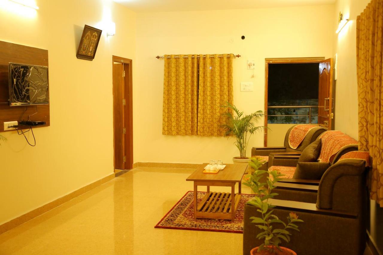 Bhavana Homestay Tirupati Luaran gambar
