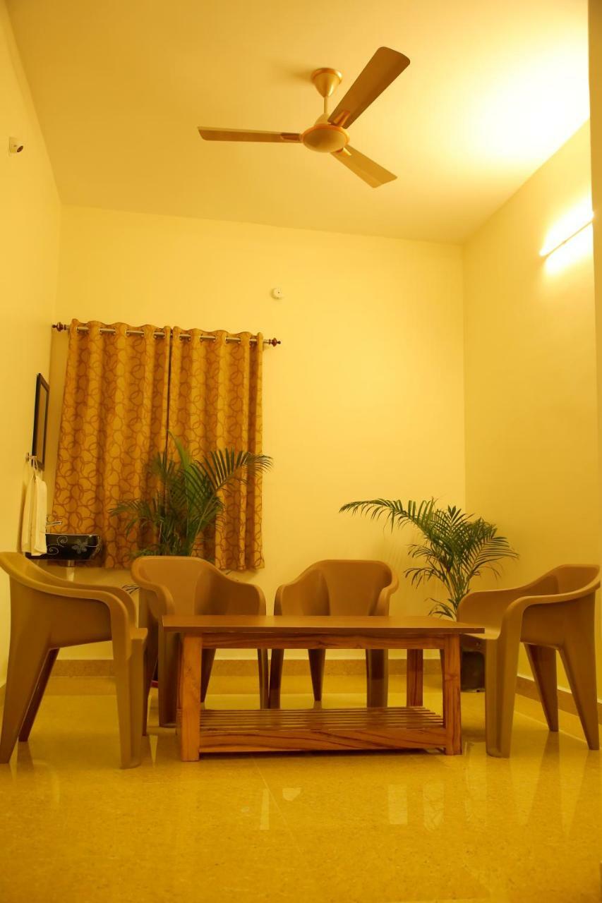 Bhavana Homestay Tirupati Luaran gambar