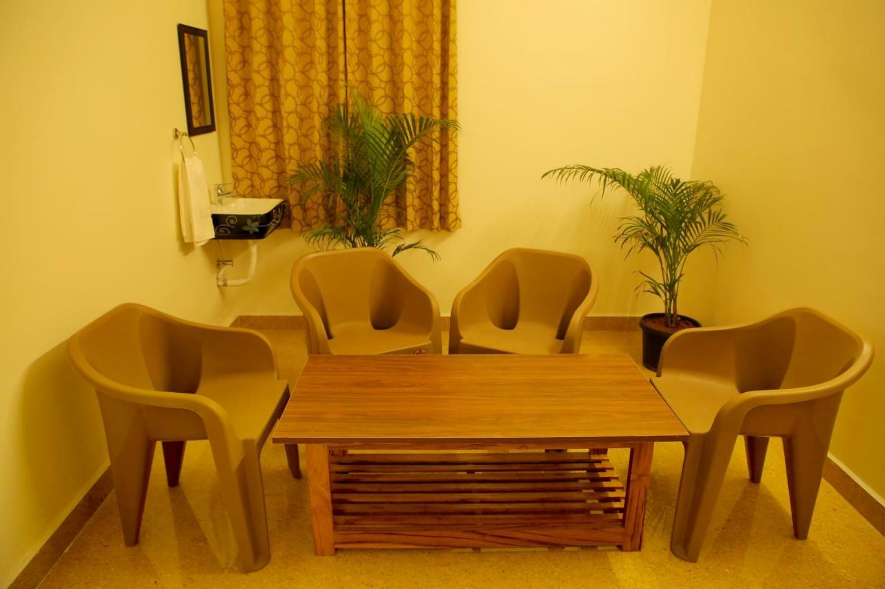 Bhavana Homestay Tirupati Luaran gambar